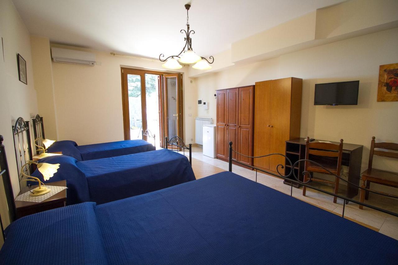 Etna Royal View Aparthotel Трекастани Екстериор снимка