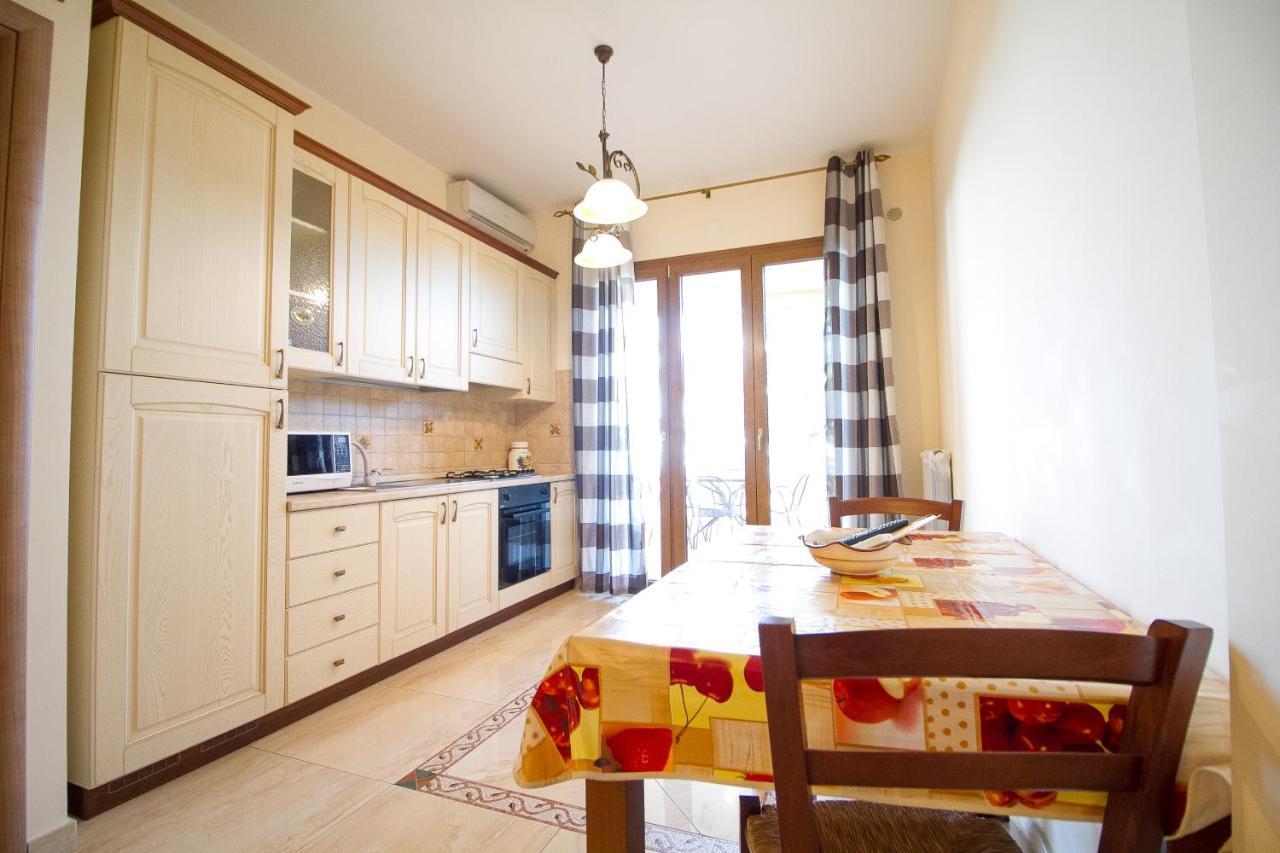 Etna Royal View Aparthotel Трекастани Екстериор снимка